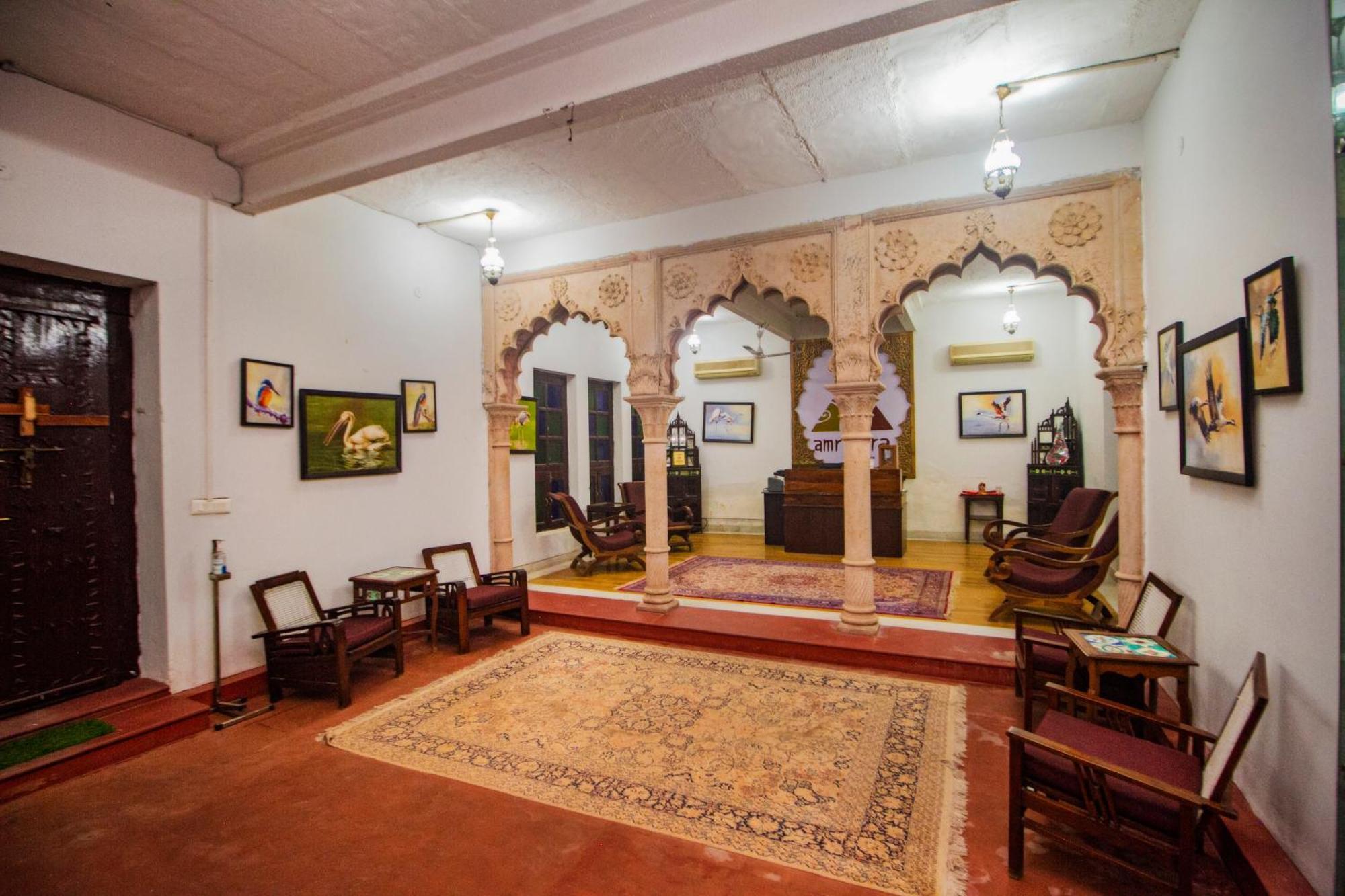 Amritara Chandra Mahal Haveli, Bharatpur Exterior photo