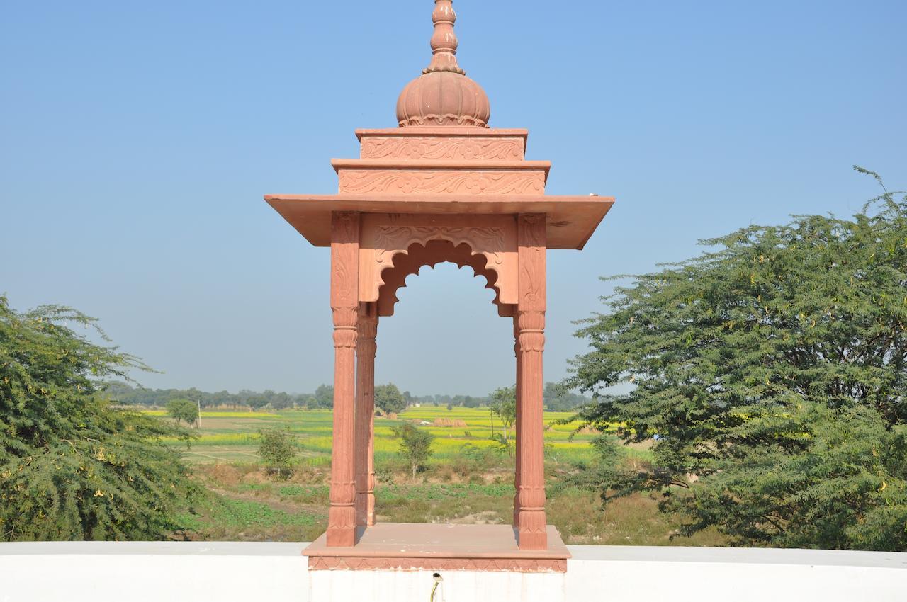 Amritara Chandra Mahal Haveli, Bharatpur Exterior photo